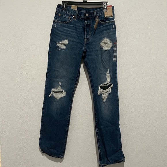 NWT Levi’s Women Original 501 High Waisted Straight Leg Distressed Jeans 28/30 - Picture 2 of 10